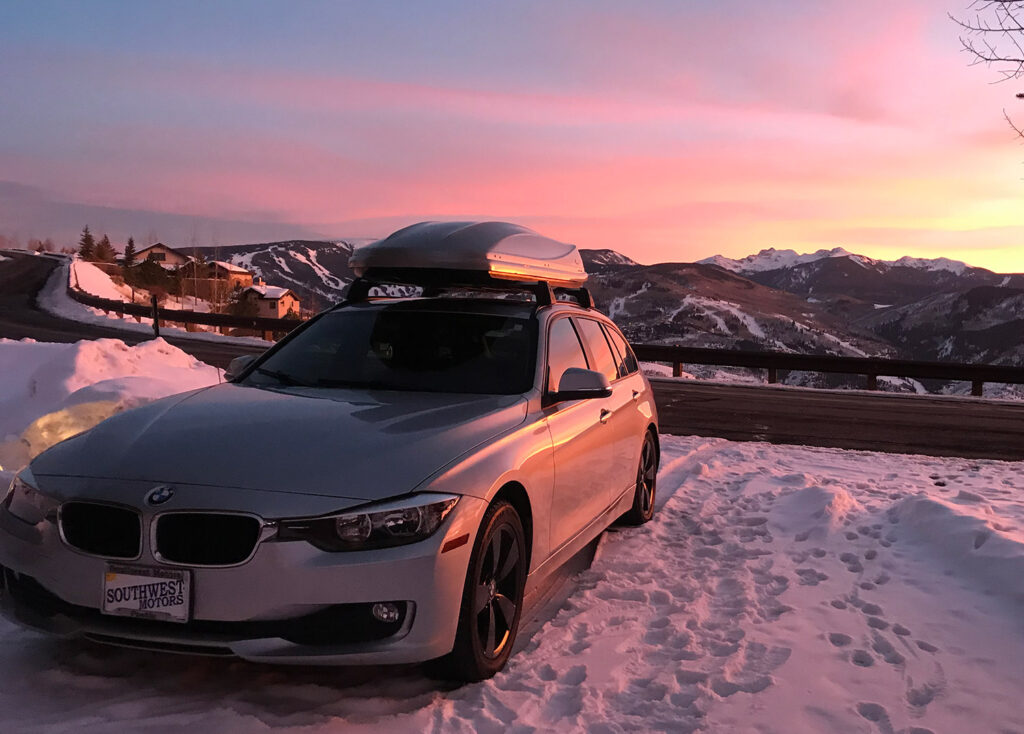 BMW 3 Passengers DIA, ASPEN, VAIL, PRIVATE Shuttle Services BMW 3 Passengers DIA, ASPEN, VAIL, PRIVATE Shuttle Services